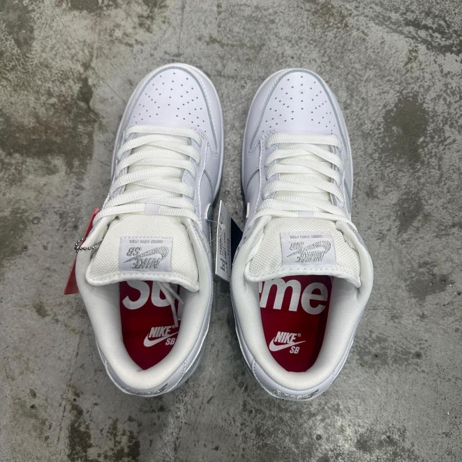 Nike SB 未使用品 NIKE × Supreme ナイキエスビー シュプリーム Dunk 