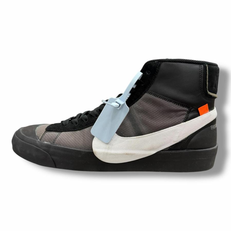 NIKE（ナイキ） × OFF-WHITE オフホワイト BLAZER STUDIO MID GRIM 