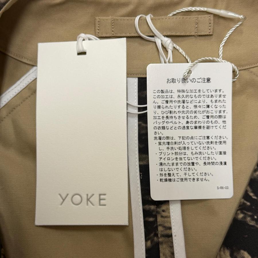 参考上代121000円 未使用 YOKE 25SS Photo Printed Cotton Trench Coat フォトプリントトレンチコート ロングコート ヨーク YK25SS0893C ブラック 1 （12342M） 未使用品 YOKE ヨーク 25SS Photo Printed Cotton Trench Coat フォト