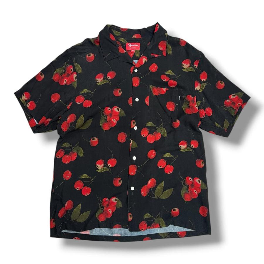 レア Supreme Cherry Rayon Shirt 柄 シャツ XL Supreme（シュプリーム） 19SS cherry rayon shirt チェリー シャツ XL
