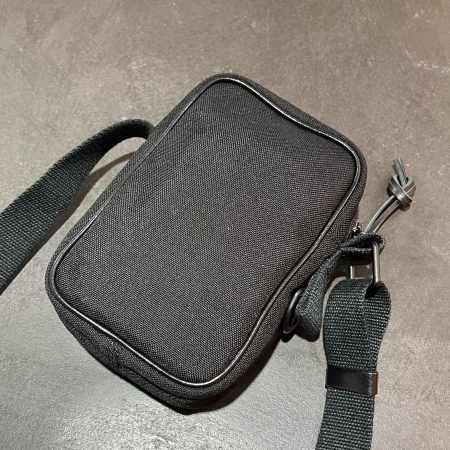 Maison Margiela メゾンマルジェラ ミニカメラショルダーバッグ