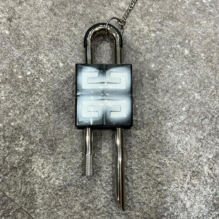 GIVENCHY ジバンシィ 4Gパドロック バッグチャーム キーリング ラージ