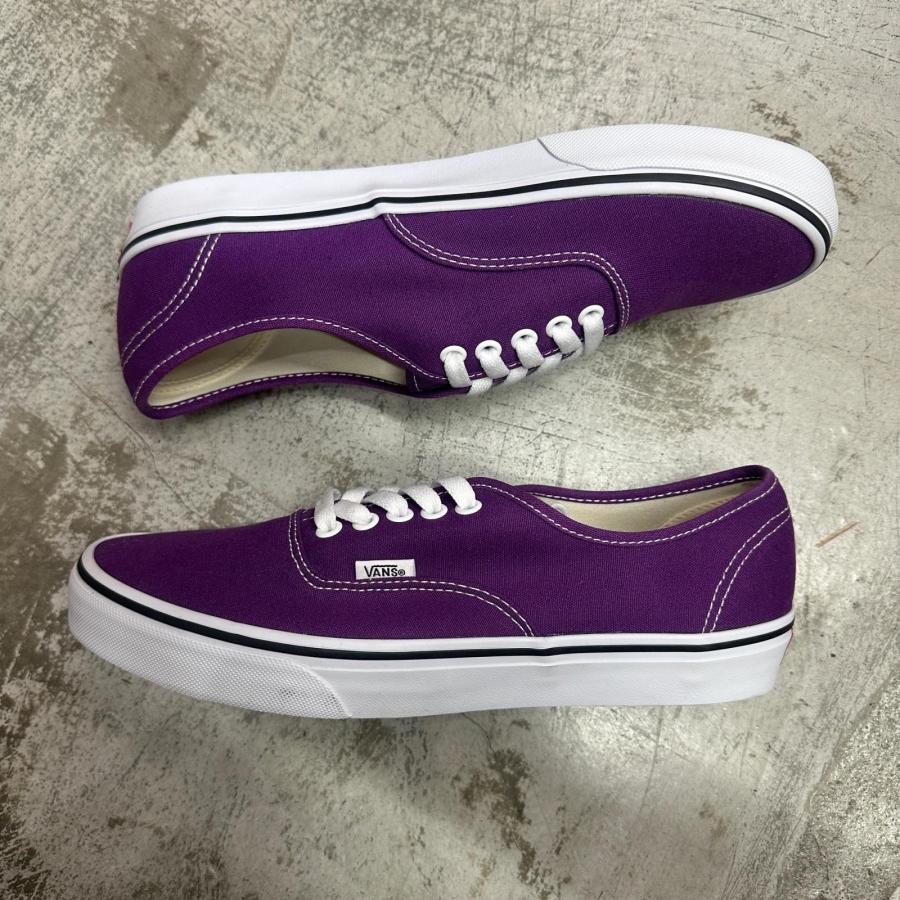VANS（ヴァンズ） 未使用品 バンズ AUTHENTIC オーセンティック 