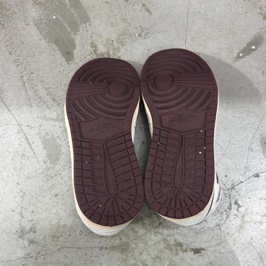 NIKE（ナイキ） × A Ma Maniere アママニエール Air Jordan 1 Retro