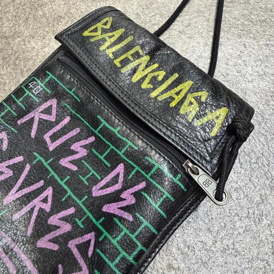 BALENCIAGA（バレンシアガ） エクスプローラー グラフィック レザー