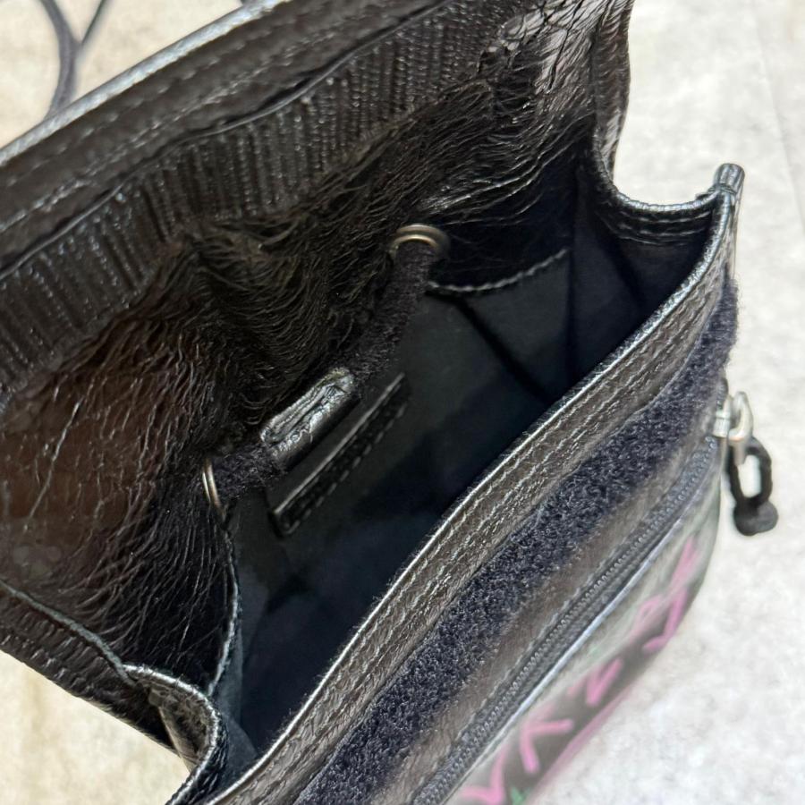 BALENCIAGA エクスプローラー グラフィック レザーポーチ ショルダーバッグ ショルダーバッグ バレンシアガ ブラック F （19996M） BALENCIAGA（バレンシアガ） エクスプローラー グラフィック レザー