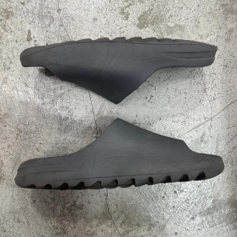 adidas（アディダス） YEEZY Slide 