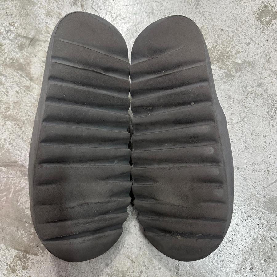 adidas（アディダス） YEEZY Slide 