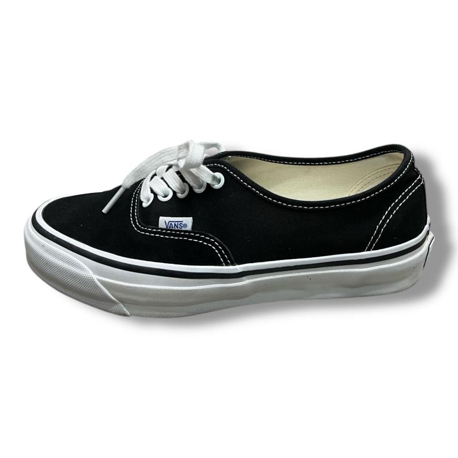 VANS（ヴァンズ） VANS PREMIUM AUTHENTIC オーセンティック