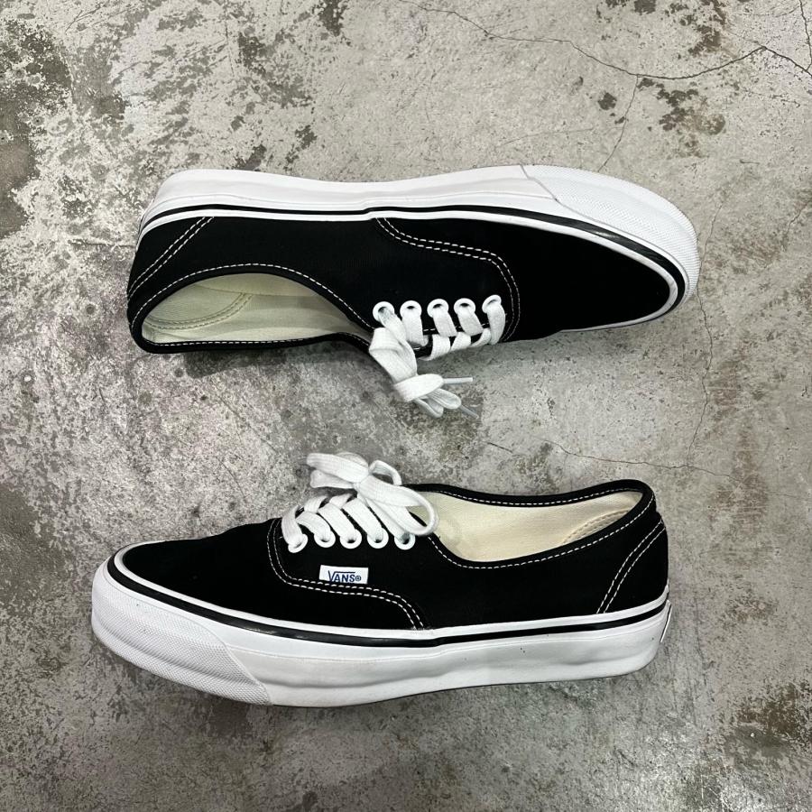 VANS（ヴァンズ） VANS PREMIUM AUTHENTIC オーセンティック