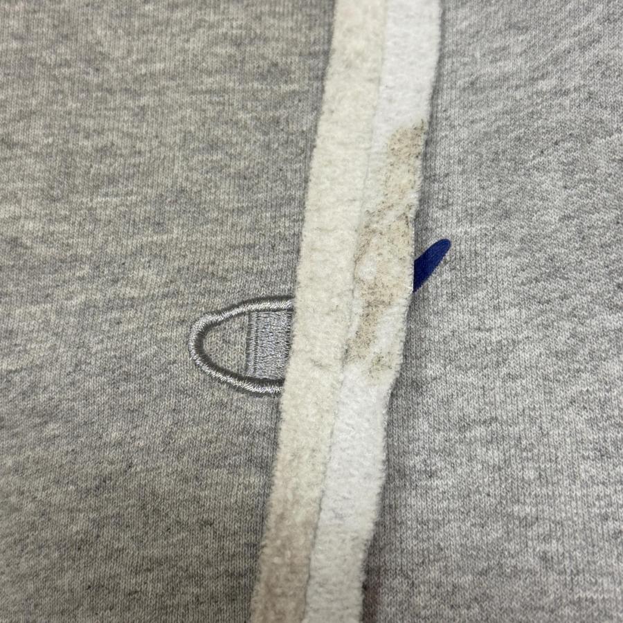 DISCOVERED（ディスカバード） × Champion 再構築スウェット