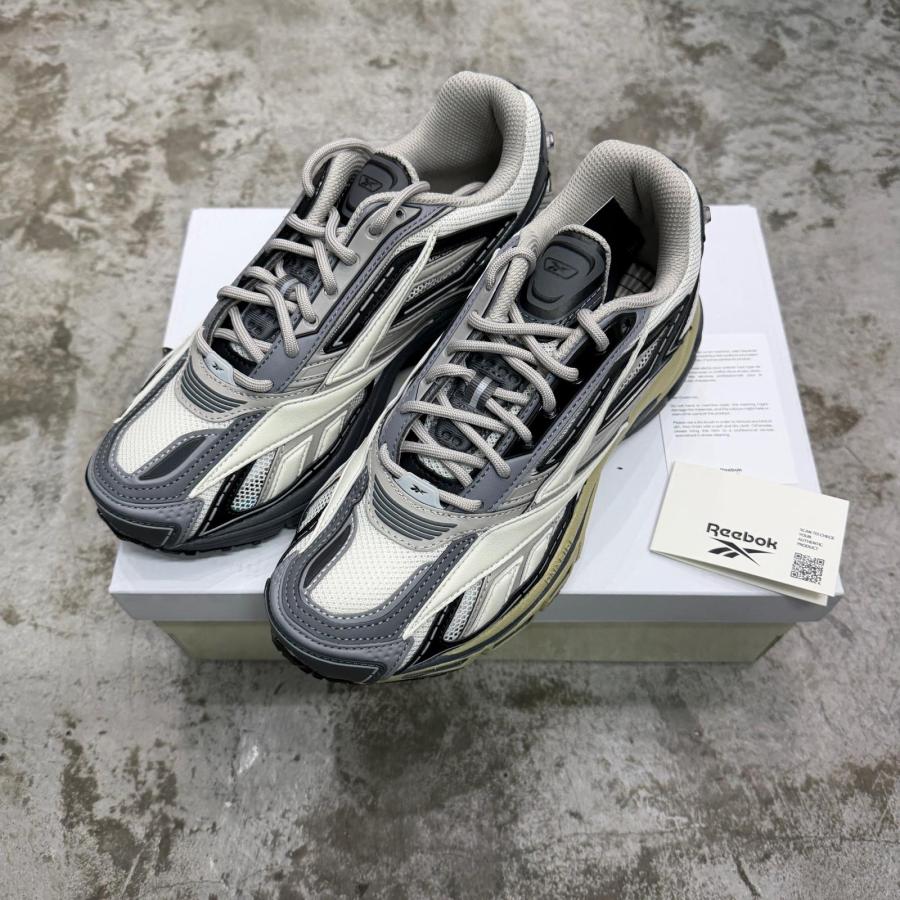 Reebok（リーボック） 参考上代33000円 未使用 PREMIER ROAD ULTRA