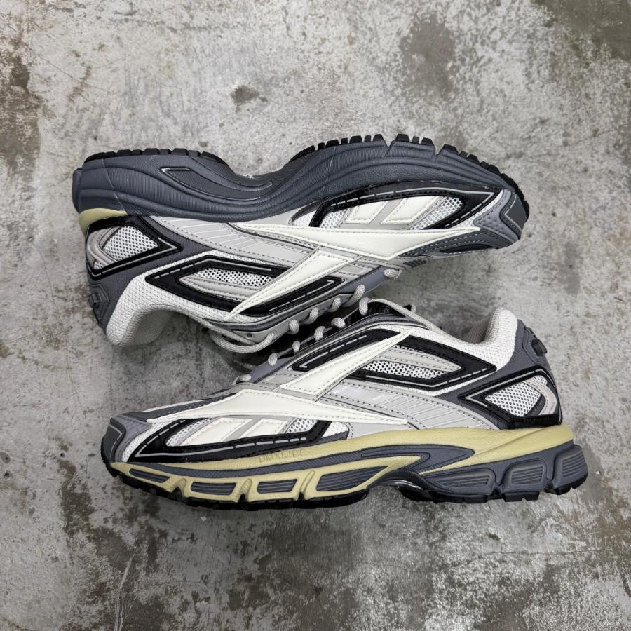 Reebok（リーボック） 参考上代33000円 未使用 PREMIER ROAD ULTRA
