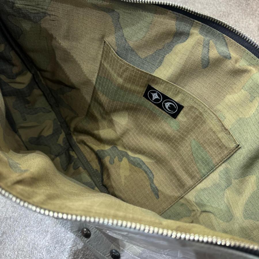 Thug Club サグクラブ メッセンジャーバッグ　未使用 未使用品 THUG CLUB サグクラブ 25SS Clouded Bio Army Messenger Bag