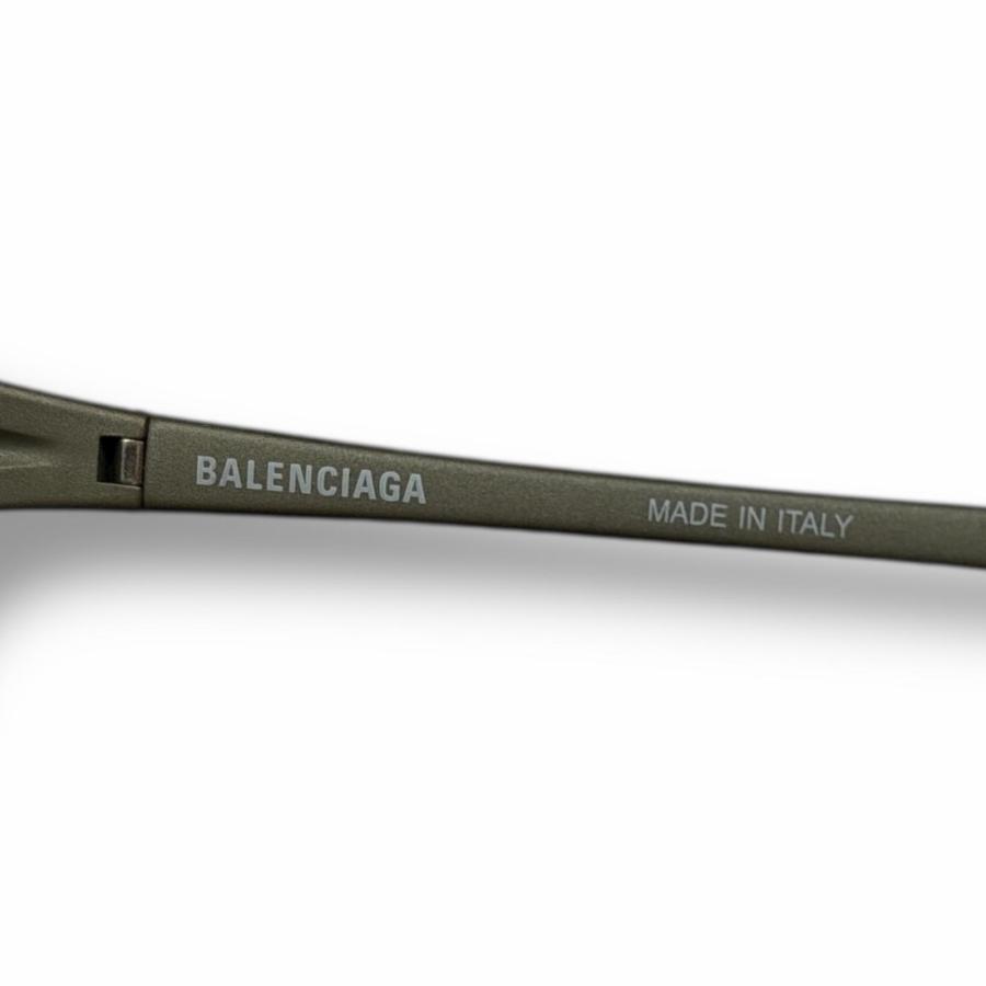 バレンシアガ グレーBatスクエアサングラス BB0229S ミラーレンズ BALENCIAGA（バレンシアガ） BALENCIAGA BAT サングラス スポーツ