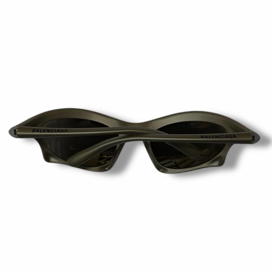バレンシアガ グレーBatスクエアサングラス BB0229S ミラーレンズ BALENCIAGA（バレンシアガ） BALENCIAGA BAT サングラス スポーツ