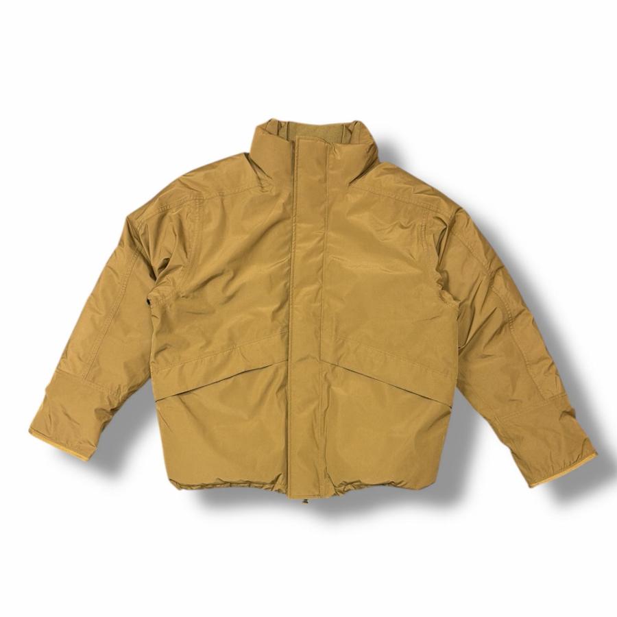 nanamica（ナナミカ） 参考上代88000円 nanamica GORE-TEX short Down
