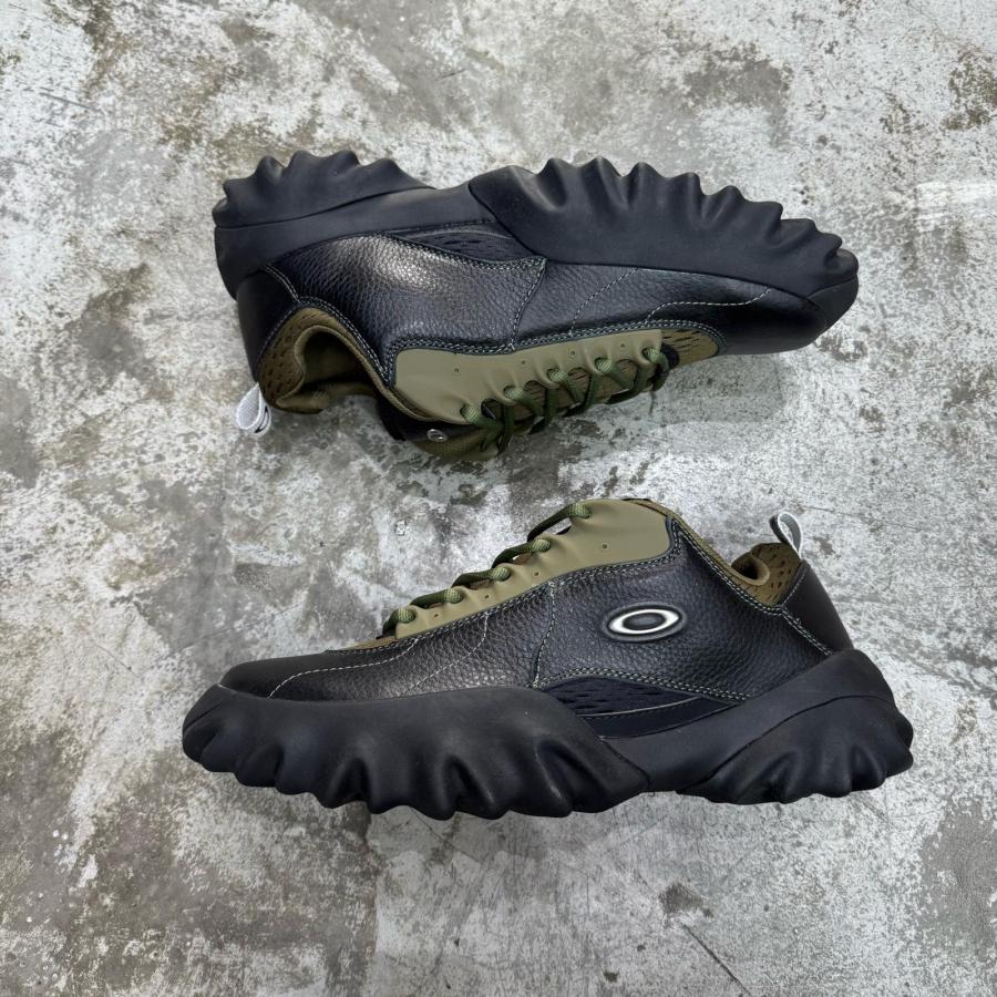 【完売品】brain dead oakley オークリースニーカーブレインデッド ブレインデッドxオークリーによるコラボフットウェアが発売 | Hypebeast.JP