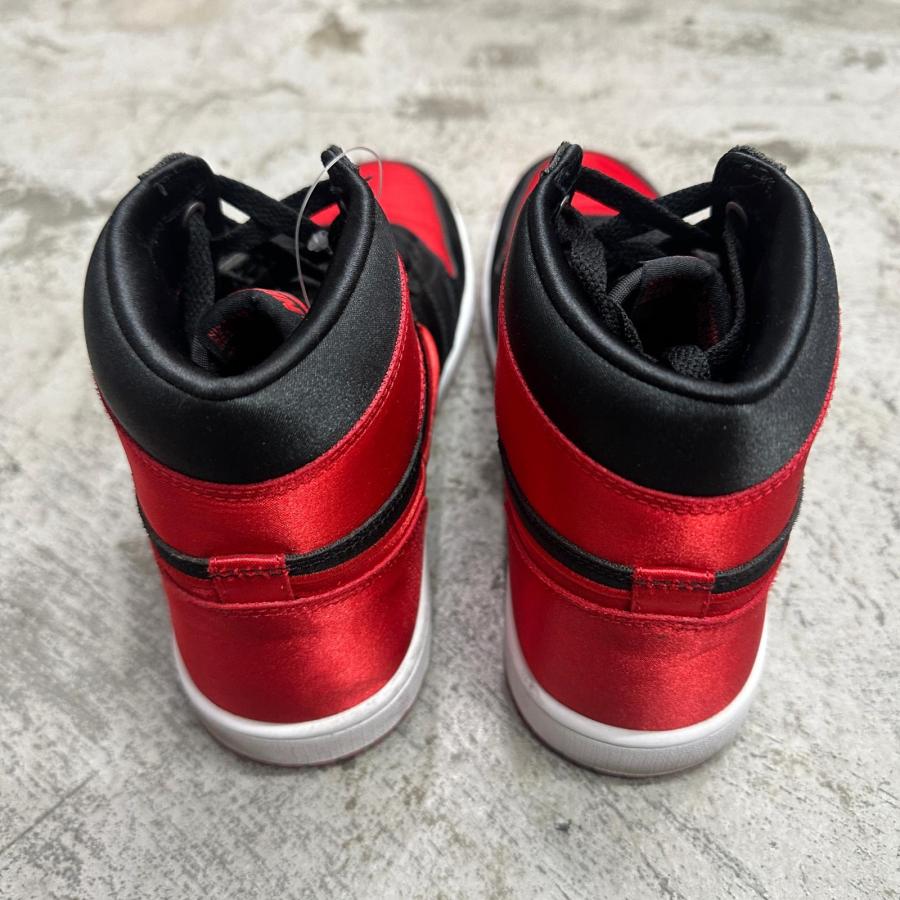 NIKE（ナイキ） Air Jordan 1 Retro High OG サテン エアジョーダン1
