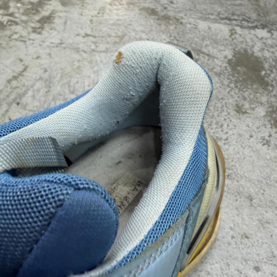 BALENCIAGA（バレンシアガ） BALENCIAGA Triple S SSENSE Exclusive