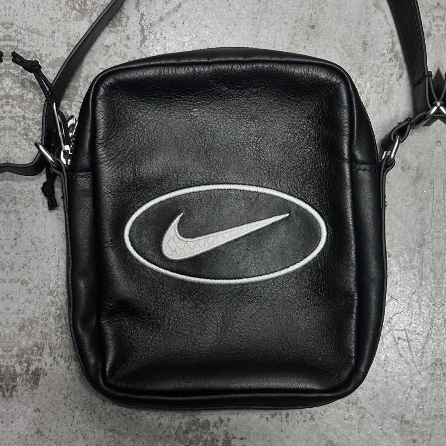 Supreme（シュプリーム） × NIKE Leather Shoulder Bag レザー