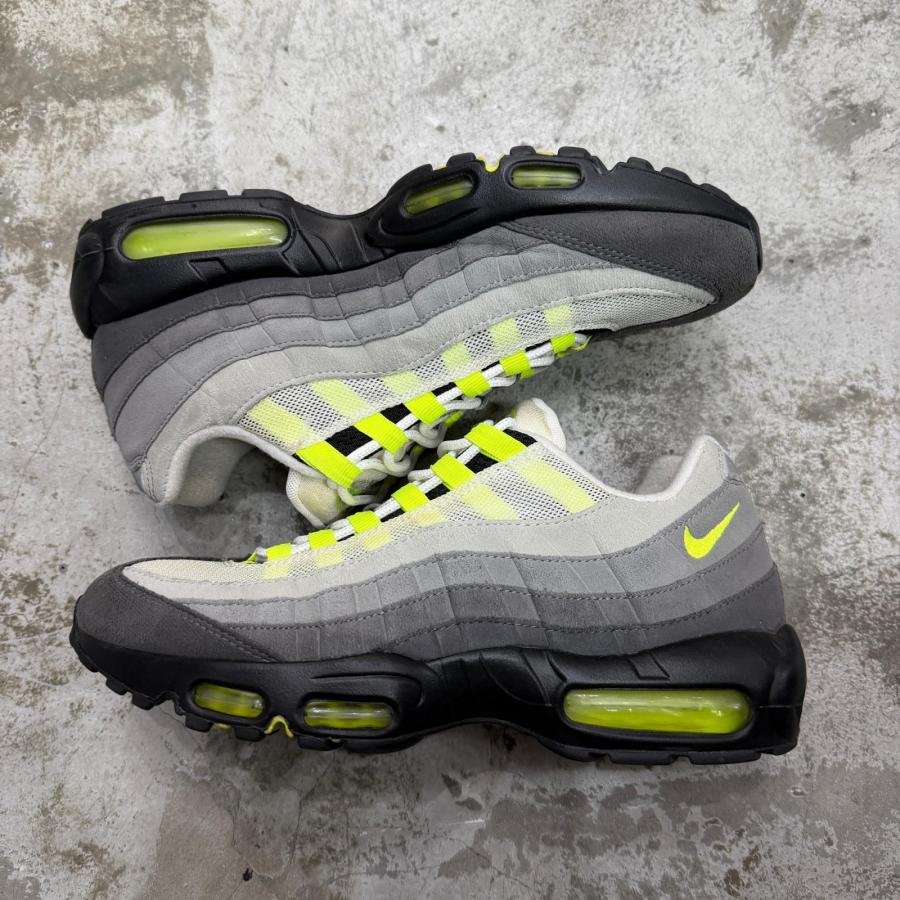 NIKE（ナイキ） NIKE 2018年製 Air Max 95 OG Yellow Gradation エア