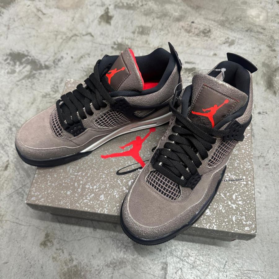 NIKE（ナイキ） Air Jordan 4 Taupe Haze ジョーダン4 トープヘイズ