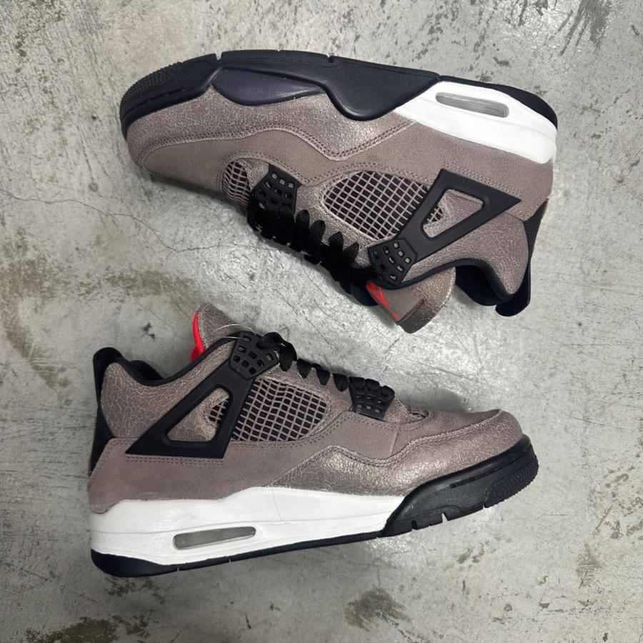 NIKE（ナイキ） Air Jordan 4 Taupe Haze ジョーダン4 トープヘイズ