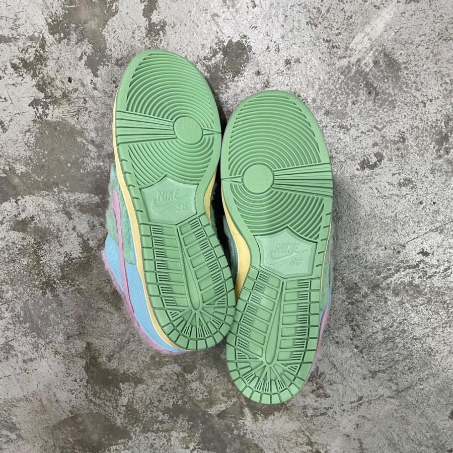Nike SB NIKE × VERDY Dunk Low Pro QS コラボ ダンク スニーカー