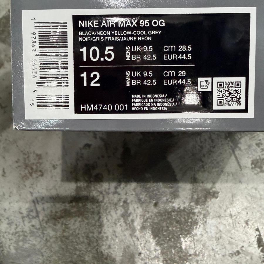 NIKE（ナイキ） 国内正規 未使用 NIKE 2025年製 Air Max 95 OG Neon