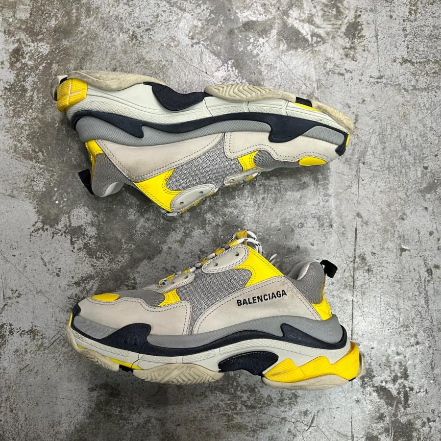 BALENCIAGA（バレンシアガ） Triple S Sneaker トリプルS ダット
