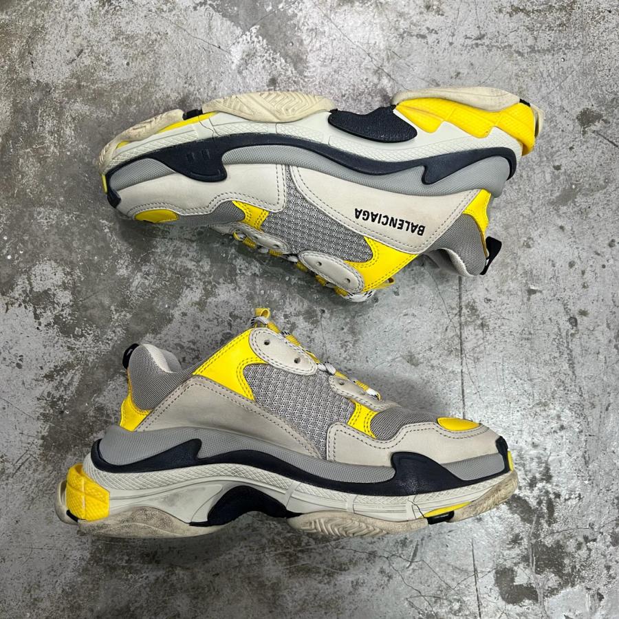 BALENCIAGA（バレンシアガ） Triple S Sneaker トリプルS ダット