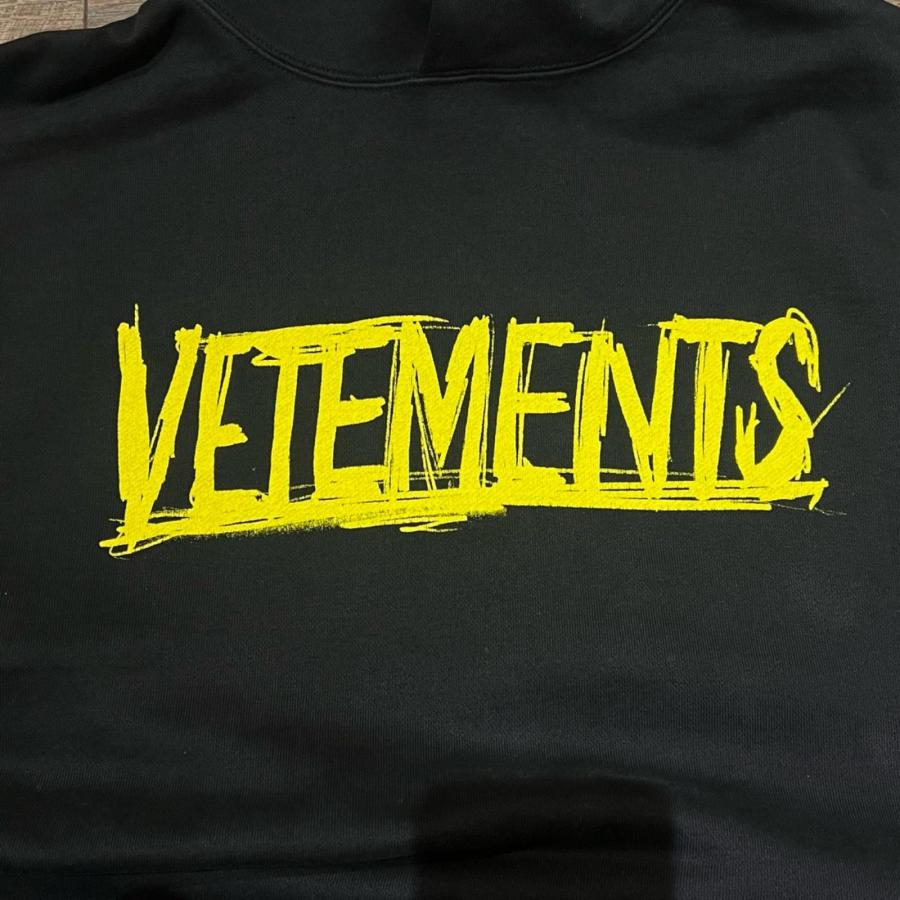 VETEMENTS ワールドツアー プリント スウェットパーカー ヴェトモン