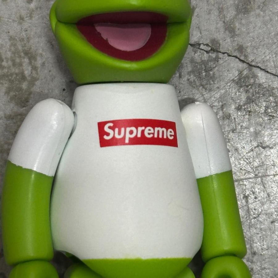 Supreme（シュプリーム） × MEDICOM TOY メディコムトイ Kermit the
