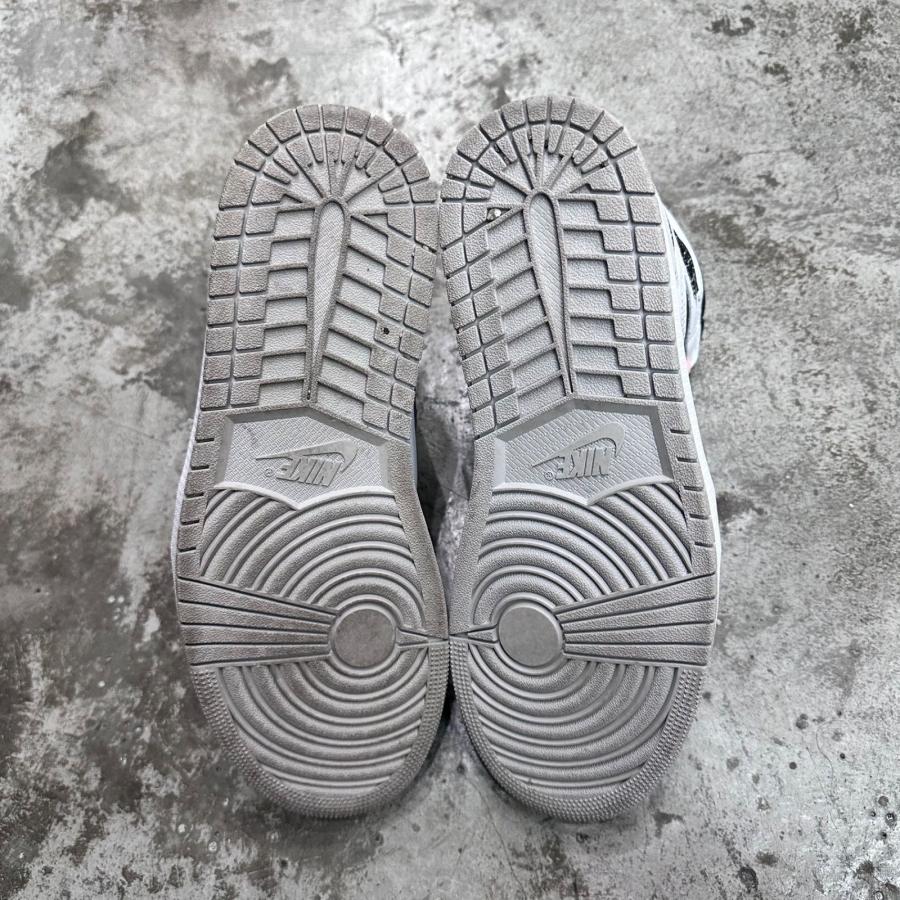 NIKE（ナイキ） Air Jordan 1 High OG Bleached Coral ジョーダン1