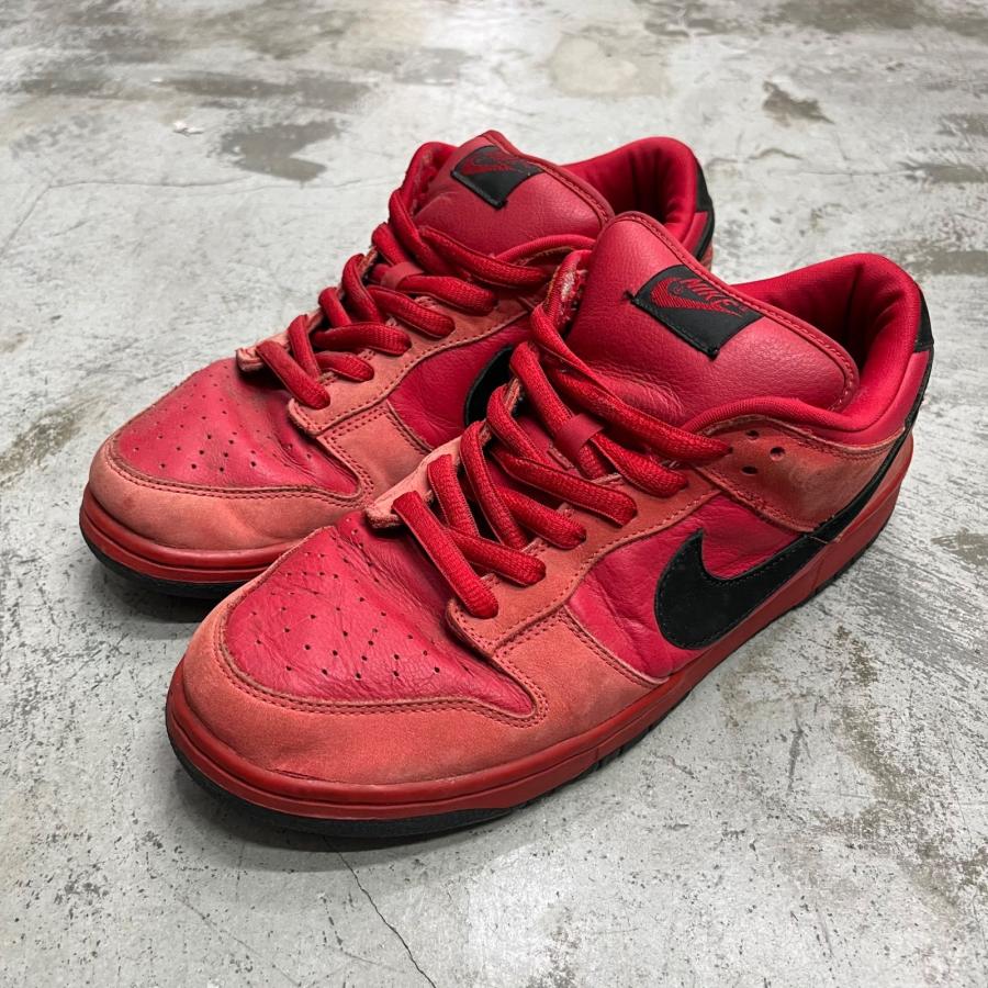 ナイキ！ダンクSBレッドデビル！ Nike SB NIKE ナイキエスビー DUNK LOW PURE BLOOD レッドデビル