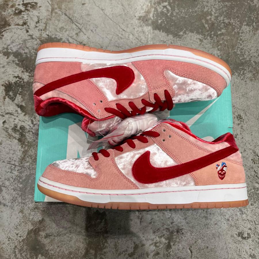 Nike SB NIKE × Strangelove ナイキエスビー ストレンジラブ Dunk Low