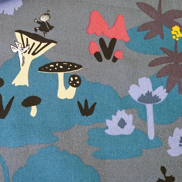 MOOMIN（ムーミン） 生地 幅約110cm×10cm単位 めざめる大地【店頭受取