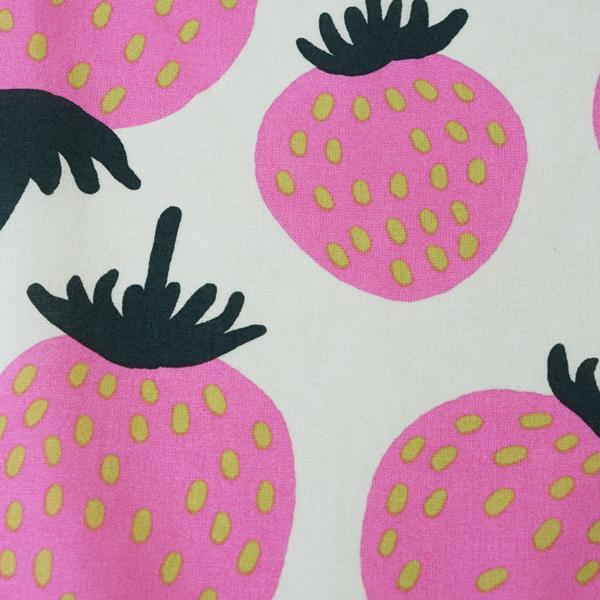 marimekko（マリメッコ） 生地 幅約140cm×10cm単位 PIENI MANSIKKA