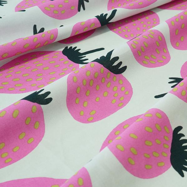 cocomomo!! マリメッコ ピエニマンシッカ 生地 marimekko（マリメッコ） 生地 幅約140cm×10cm単位 PIENI MANSIKKA