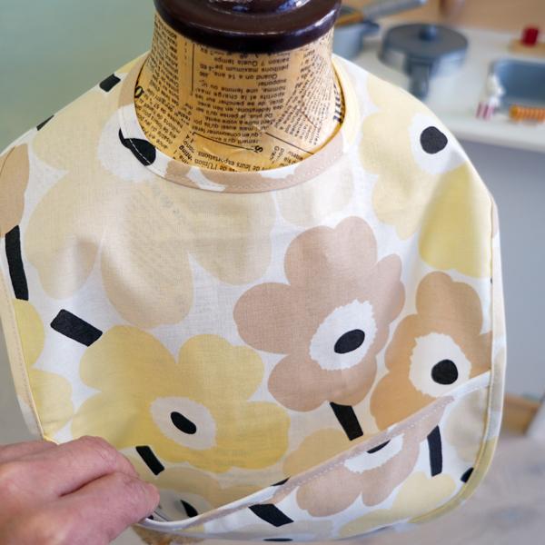 marimekko（マリメッコ） ビブ（お食事用エプロン/スタイ） UNIKKO