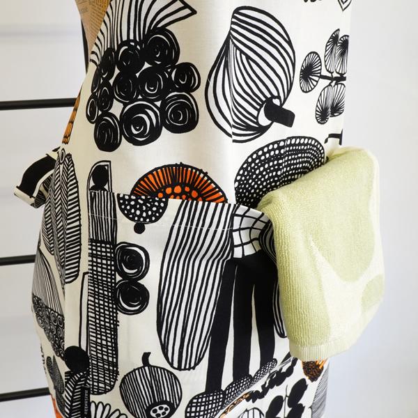 マリメッコ エプロン ミトン ポット Puutarhurin Parhaat marimekko マリメッコ エプロンとオーブンミトンのブライダル