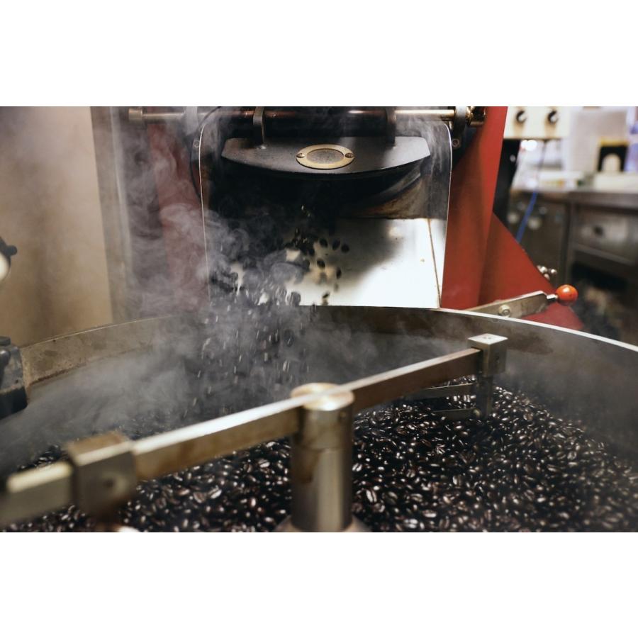 焙煎職人至芸のコーヒー 奥深い味わい マンデリン マンデリン・タブー 300g ネコポス便発送 |  | 07