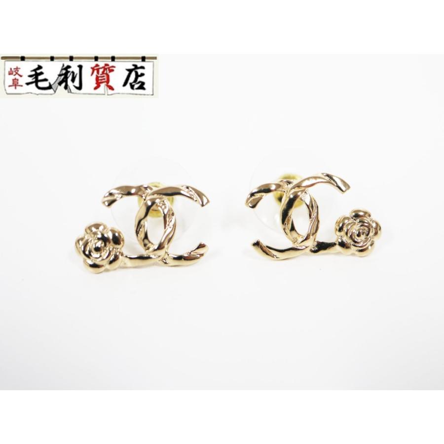 CHANEL 新作!未使用品!シャネル 22A ココマーク カメリア ピアス 22SS 