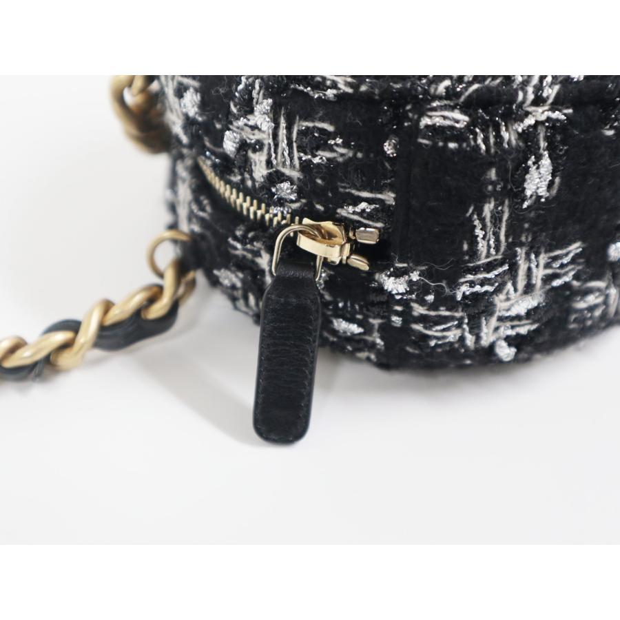 CHANEL 19 シャネル ラウンド クラッチ チェーン ショルダー バッグ  