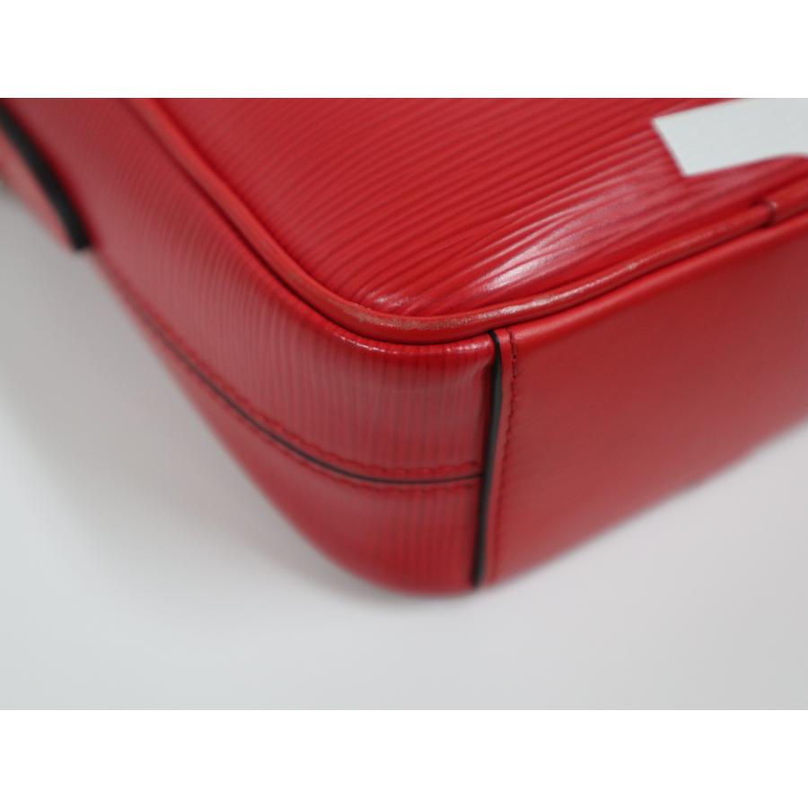 ルイヴィトン シュプリーム Supreme ダヌーブPM  エピ ロゴ ショルダーバッグ M53417 レッド【中古】 LOUIS VUITTON（ルイ・ヴィトン） ルイ ヴィトン LOUIS VUITTON