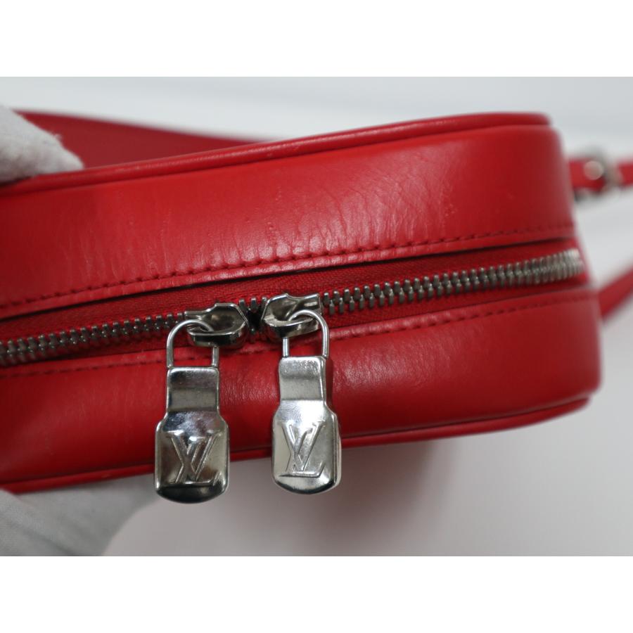 ルイヴィトン シュプリーム Supreme ダヌーブPM  エピ ロゴ ショルダーバッグ M53417 レッド【中古】 LOUIS VUITTON（ルイ・ヴィトン） ルイ ヴィトン LOUIS VUITTON