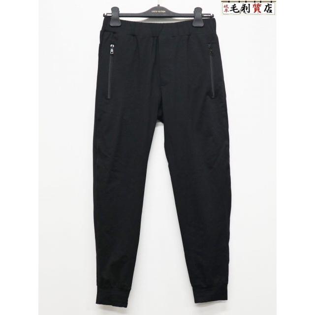 PRADA（プラダ） 23SS トライアングル ロゴプレート スウェット