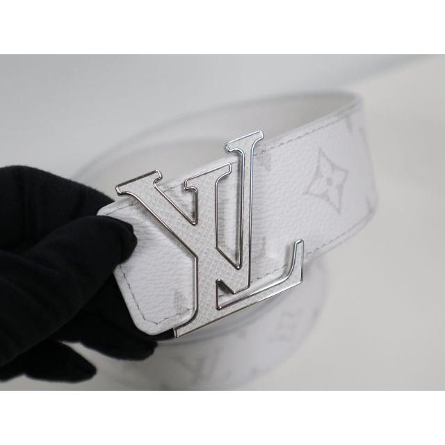 LOUIS VUITTON（ルイ・ヴィトン） ベルト LV イニシャル 40MM