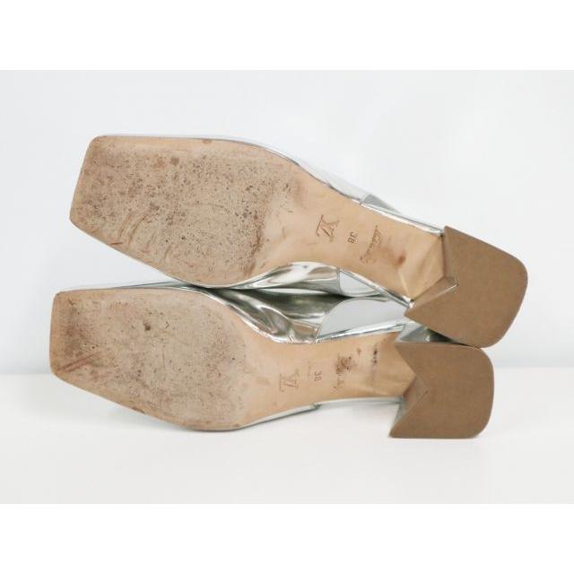 LOUIS VUITTON（ルイ・ヴィトン） ツイスト シルバー ロゴ パンプス